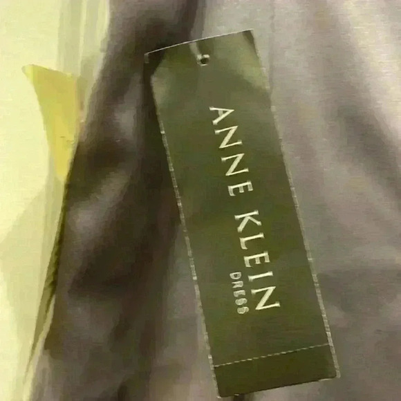 Anne Klein Lavender Evening‎ Dress - Picture 5 of 6
